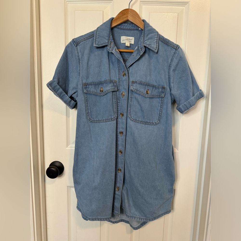 Universal Threads denim dress